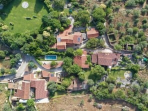 Rural Holiday Cottages with Pool on a Private Estate